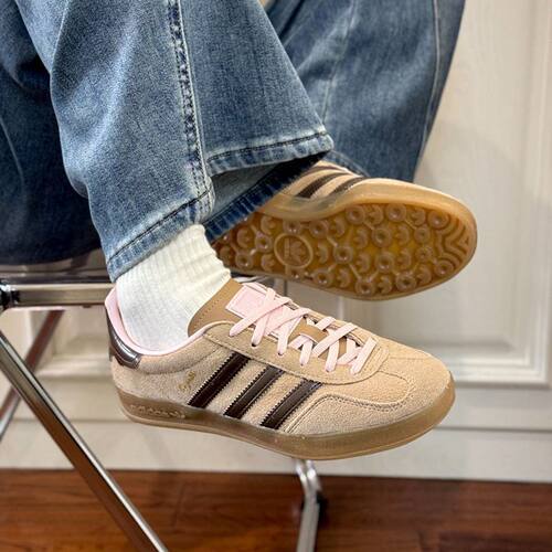 Adidas阿迪达斯GAZELLE INDOOR男女低帮舒适耐磨休闲板鞋JR8028