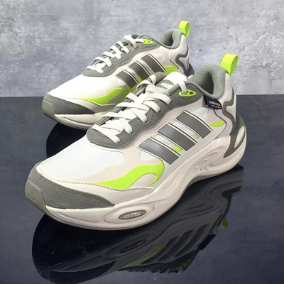 adidas阿迪达斯2026年春上新款舒适运动户外防滑低帮跑步鞋IH0473