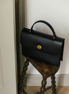 猴子家 进店B入小金扣单肩包方形复古牛皮邮差风手提包中古信封包