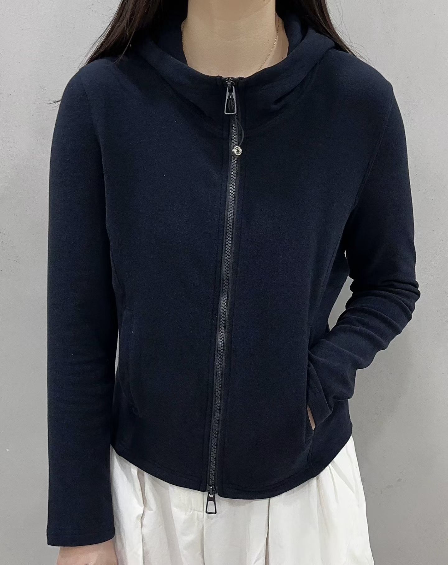 再生纤维加厚短外套女欧洲站2025秋冬新款女装欧货拉链款连帽卫衣