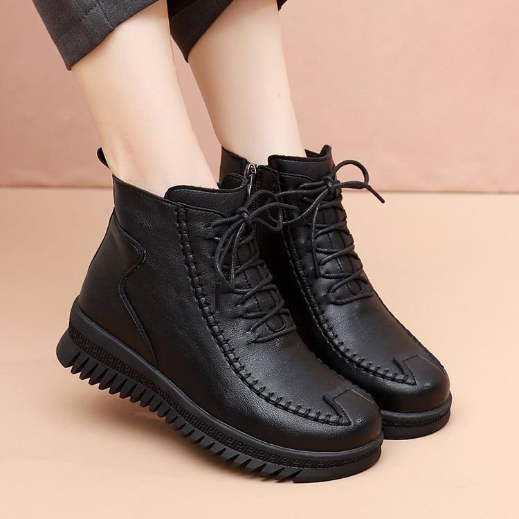 妈妈棉鞋2025新款冬季软皮加绒加厚防滑女鞋中老年加绒保暖短靴女