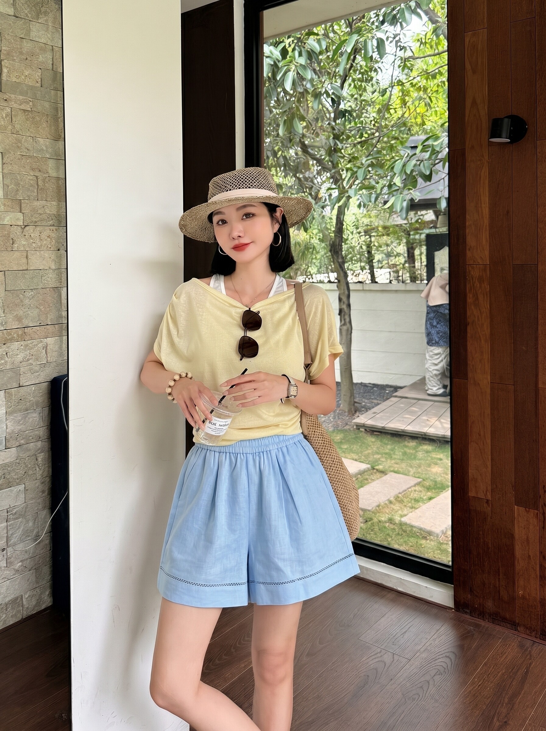 白色棉麻短裤女夏季薄款松紧腰宽松阔腿显瘦休闲百搭亚麻五分热裤