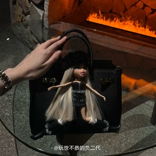 网红穿搭 简约时尚 暗黑系黑金软皮铂金包 朋克Rock辣妹斜挂包