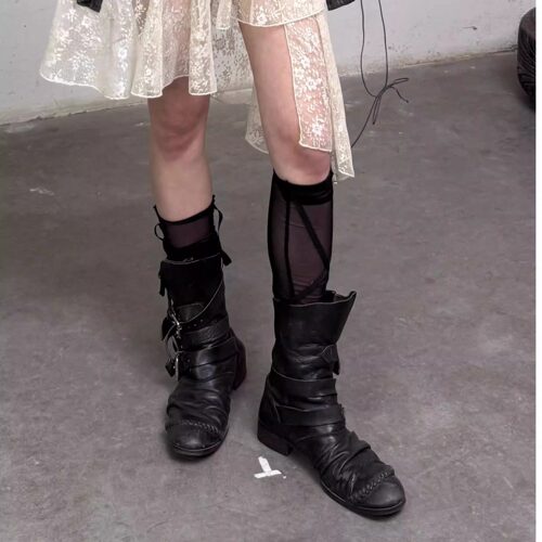 摇滚风褶皱皮带扣短靴编织中筒