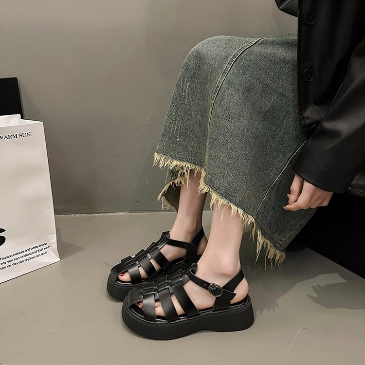 厚底凉鞋女2025夏天百搭外穿软底厚底增高罗马鞋大码猪笼鞋配裙子