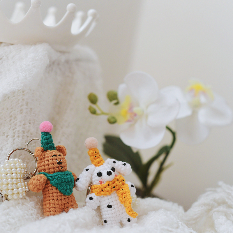 手工毛线钩织成品可爱小熊钥匙扣小号挂件熊包挂件情侣挂饰小众