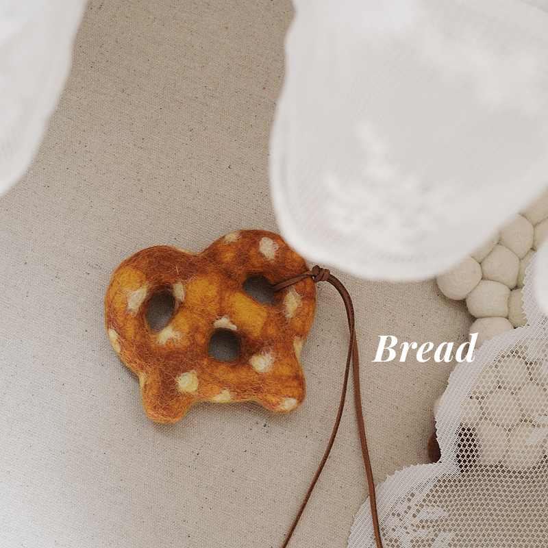 小众手工羊毛毡蛋糕挂件甜品