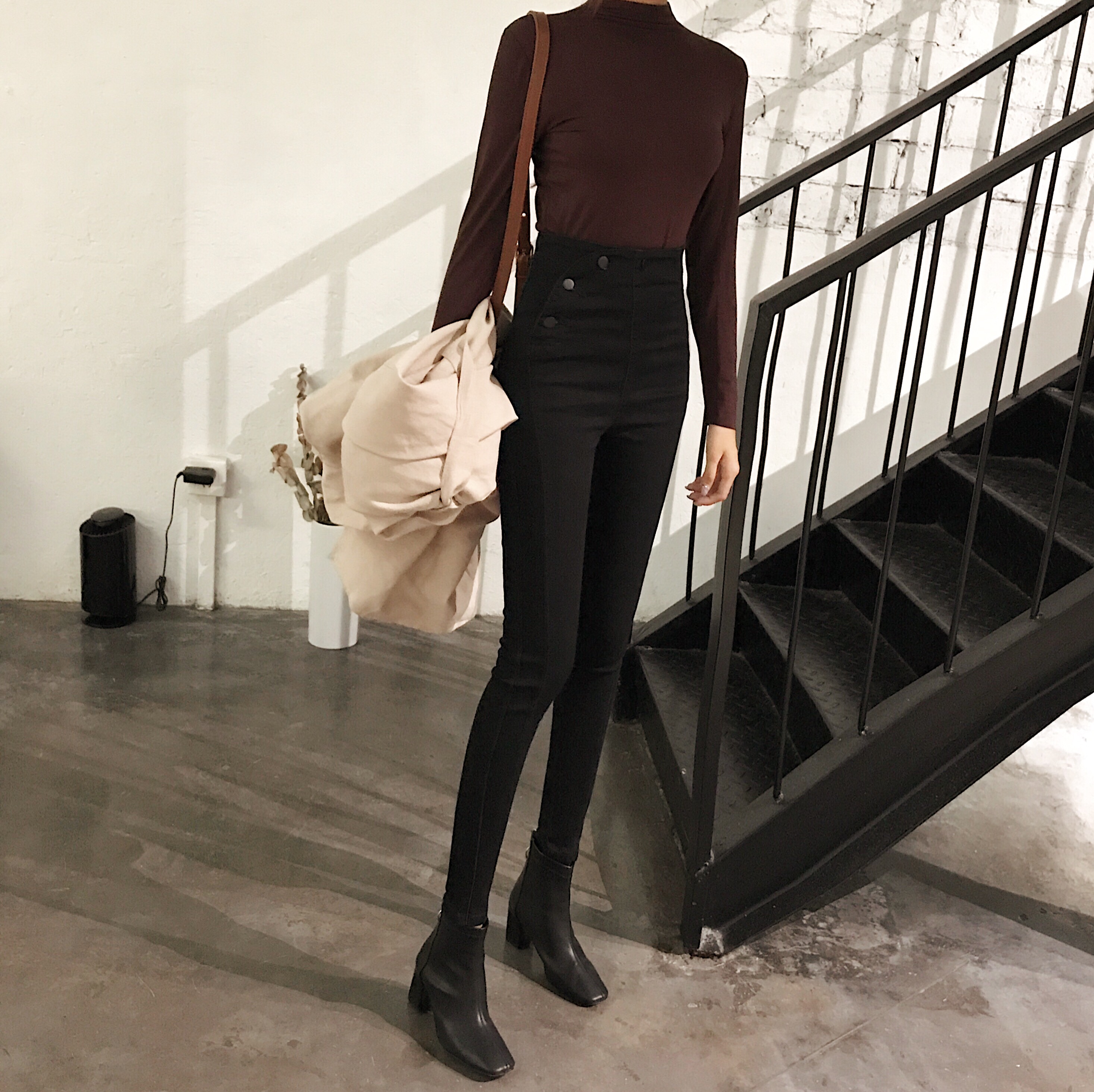 Real-price fashion, high waist elasticity, slim and skinny pencil pants and jeans