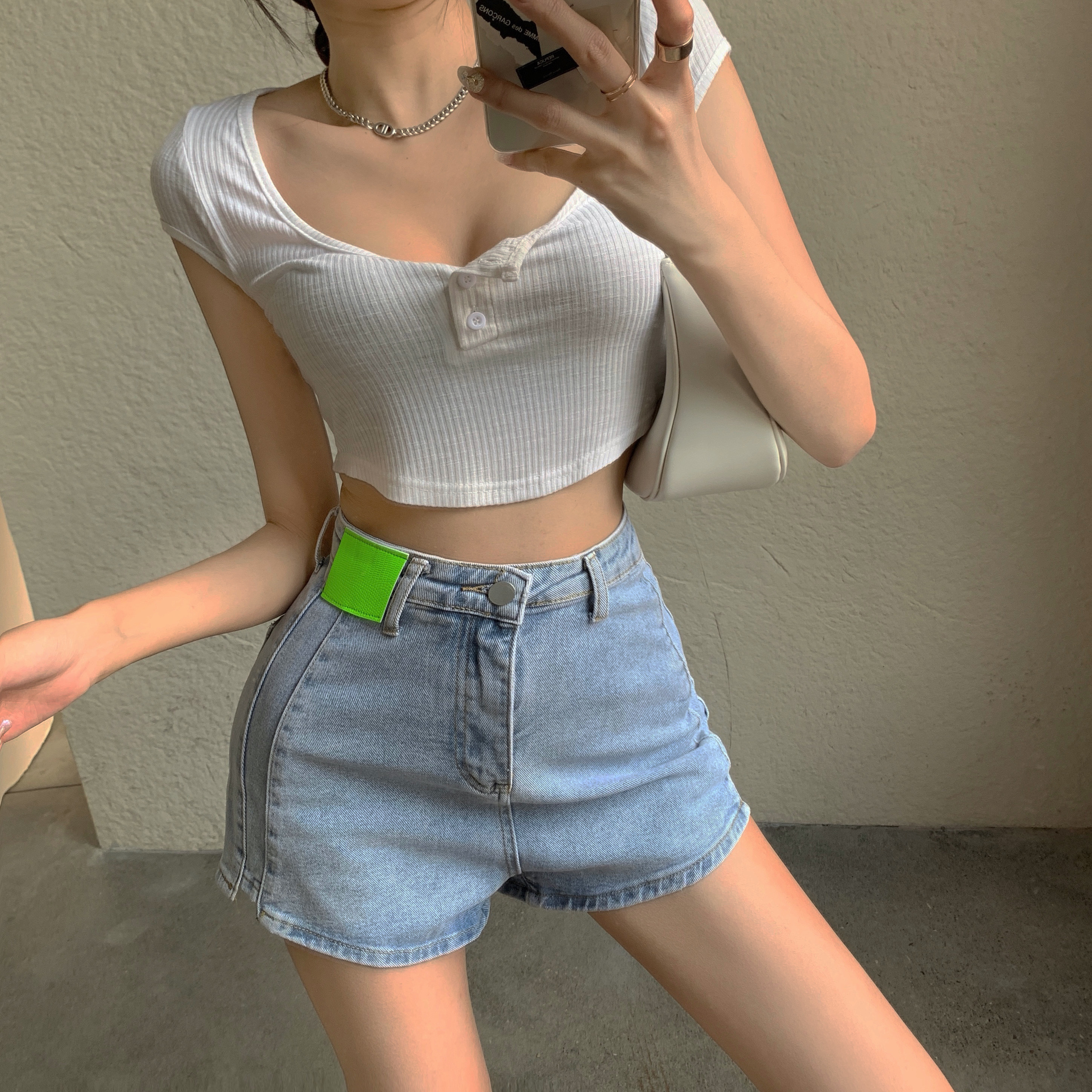Real price Jeans Shorts women's summer fashion ins super hot label retro straight high waist hot pants fashion