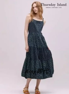 Amy韩国代购[Thursday Island]花卉混合吊带连衣裙(T244MOP274W)