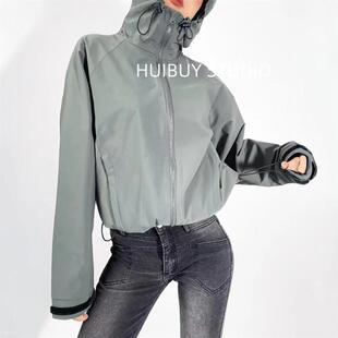 街头外套潮 美式 纯爱猎手秋季 户外休闲连帽冲锋衣女抽绳下摆工装