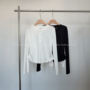 会buy实拍 长袖 小心机设计 修身 T恤女秋新 两侧收腰显瘦小短款