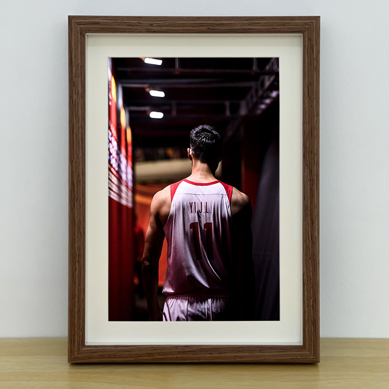 阿联大哥易建联相框挂画摆桌NBA篮球海报装饰画照片墙壁画送礼物