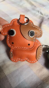 可爱小牛挂件 钥匙扣挂件 包挂件 法羊皮 真皮挂件 材料包