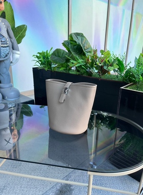 出口韩国订单荔枝纹牛皮经典H扣水桶包极致性价比头层牛皮水桶包