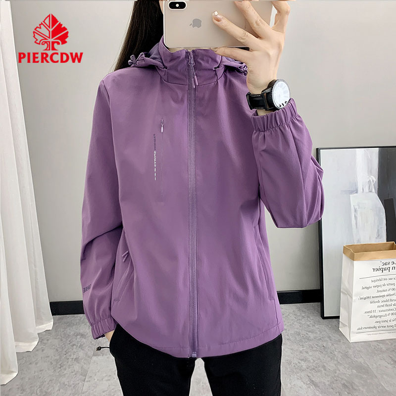 【PIERCDW品牌】春秋薄款防风冲锋衣女运动透气时尚休闲百搭外套