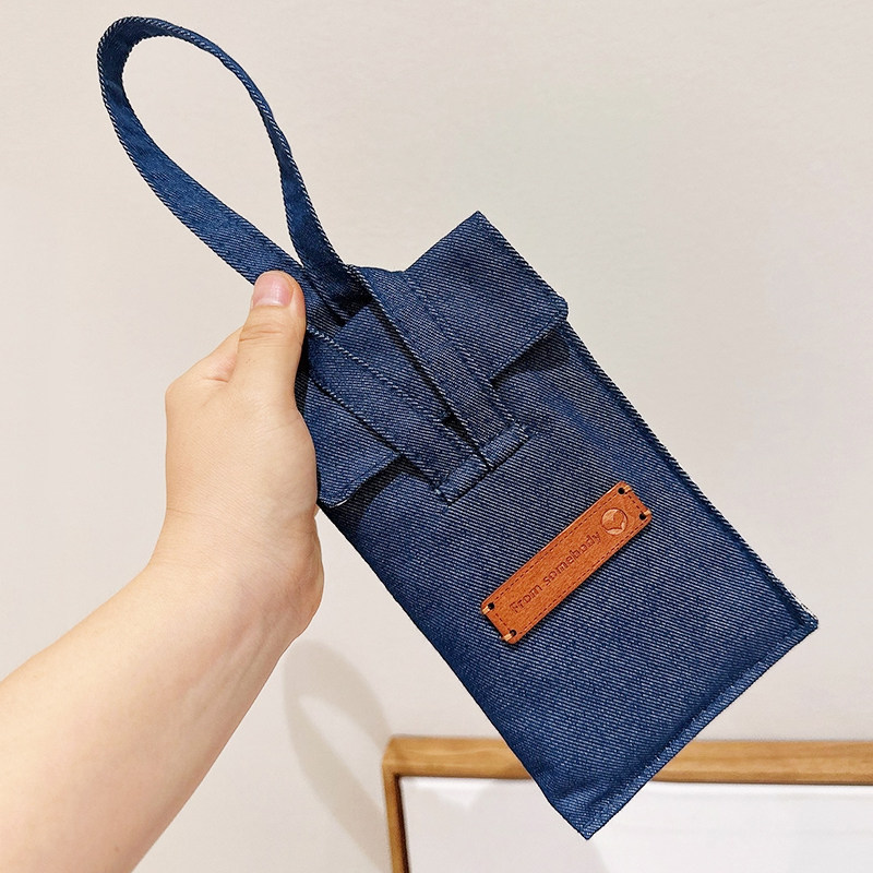 三色补丁牛仔木牌手机包2026春新百搭钱包原创小众设计简约手拎包