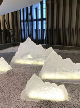 艺术风定制发光白色雪山假山摆件