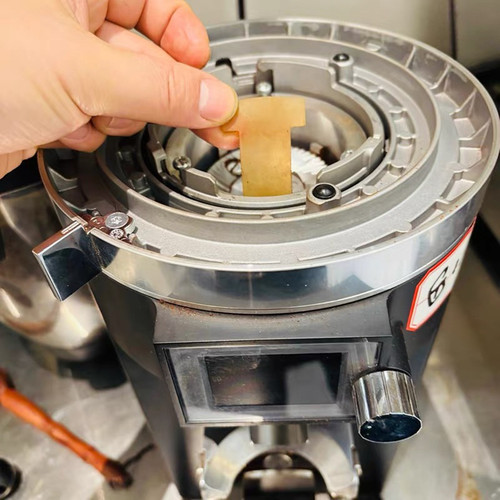 迈赫迪E65E80S磨豆机出粉口