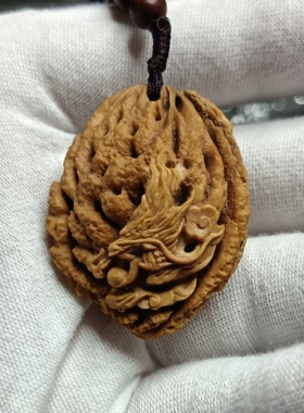 藏龙桃枭单籽纯手工桃核雕刻吊坠挂件钥匙扣把件文玩配饰精品时尚