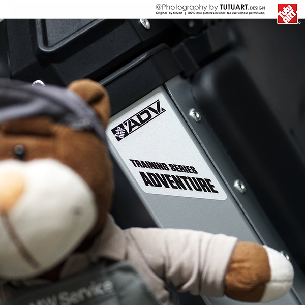 tutu圖圖車貼水鸟adv警示铝箱