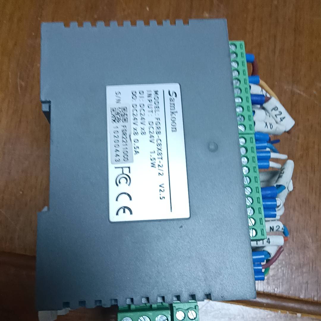 议价出FSE-C8X8T-2/2显控PLC，成色漂亮，功能包