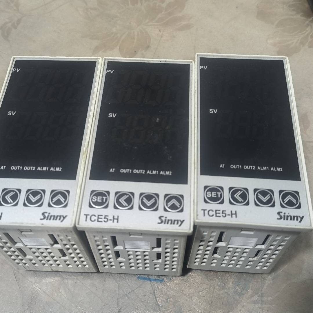 议价上南sinny智能温控仪温度控制表TCE5-H R1T，