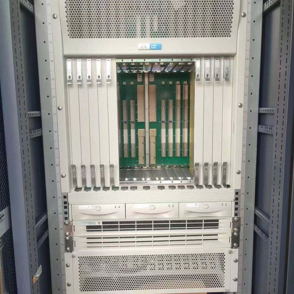 议价中兴S385机框，带三个风扇。