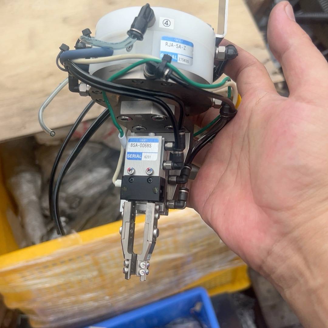 议价RJA-5A-Z旋转台加BSA-006BS磁性夹爪，220包
