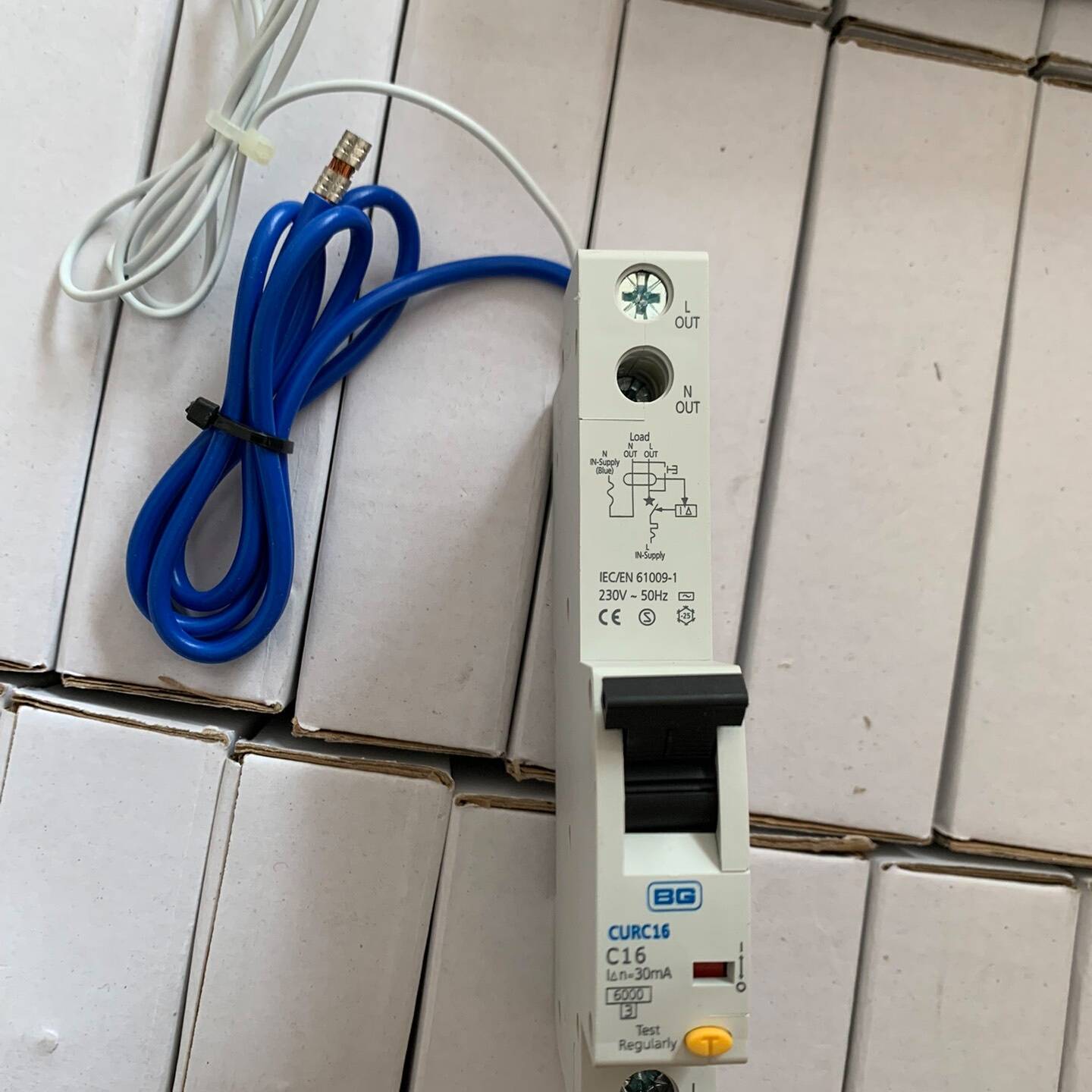 议价RCBO  1P C40 30mA 漏电保护开关，