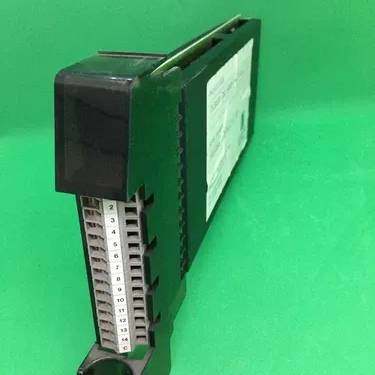 议价EUROTHERM PC3000 DI VERSION2 C