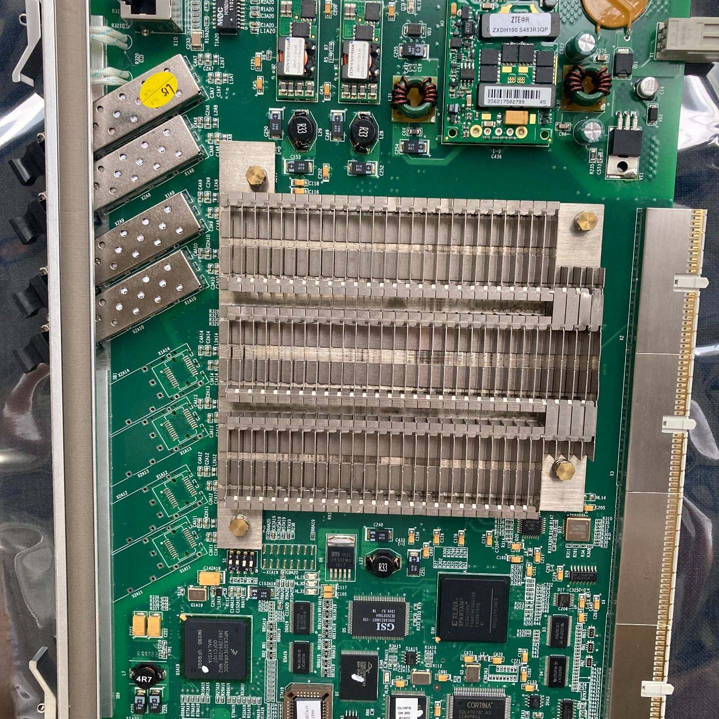 议价中兴S385光板OL16*4、成色如图，包邮包好