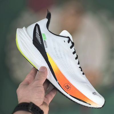 火箭7pro轻质透气缓震运动男子