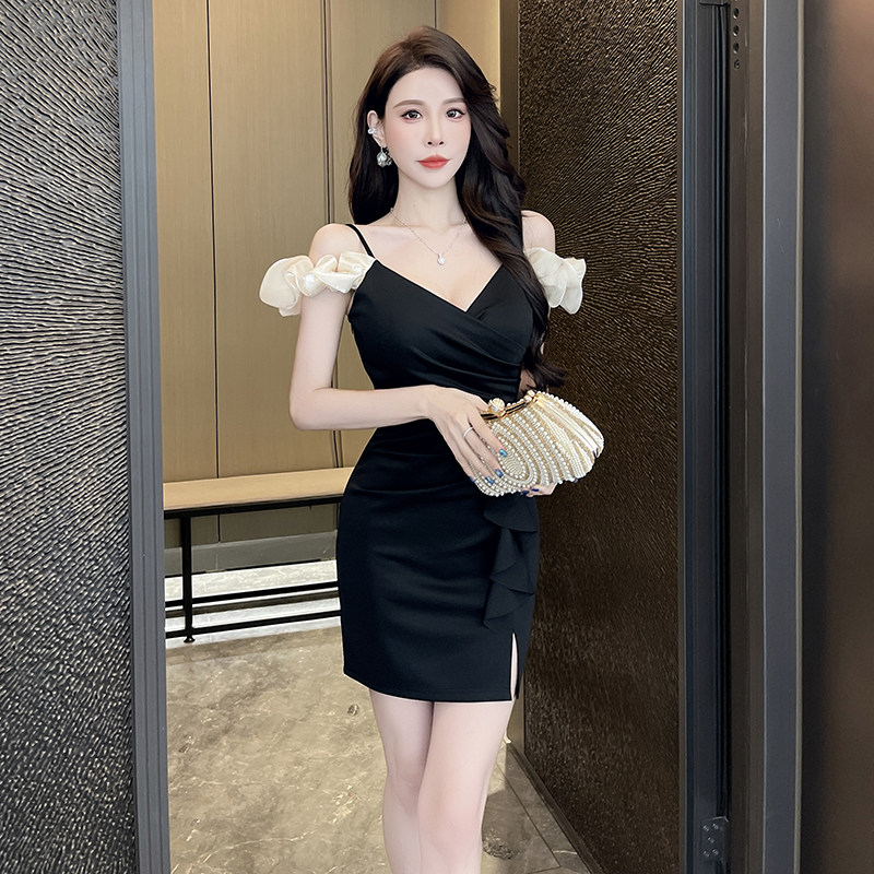 夜场性感吊带连衣裙女黑色修身显瘦短裙工作服高腰修身型套头V领