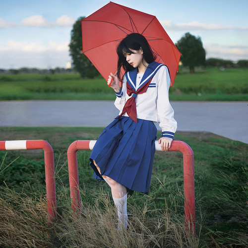 校供感粗一本花绀色jk水手服