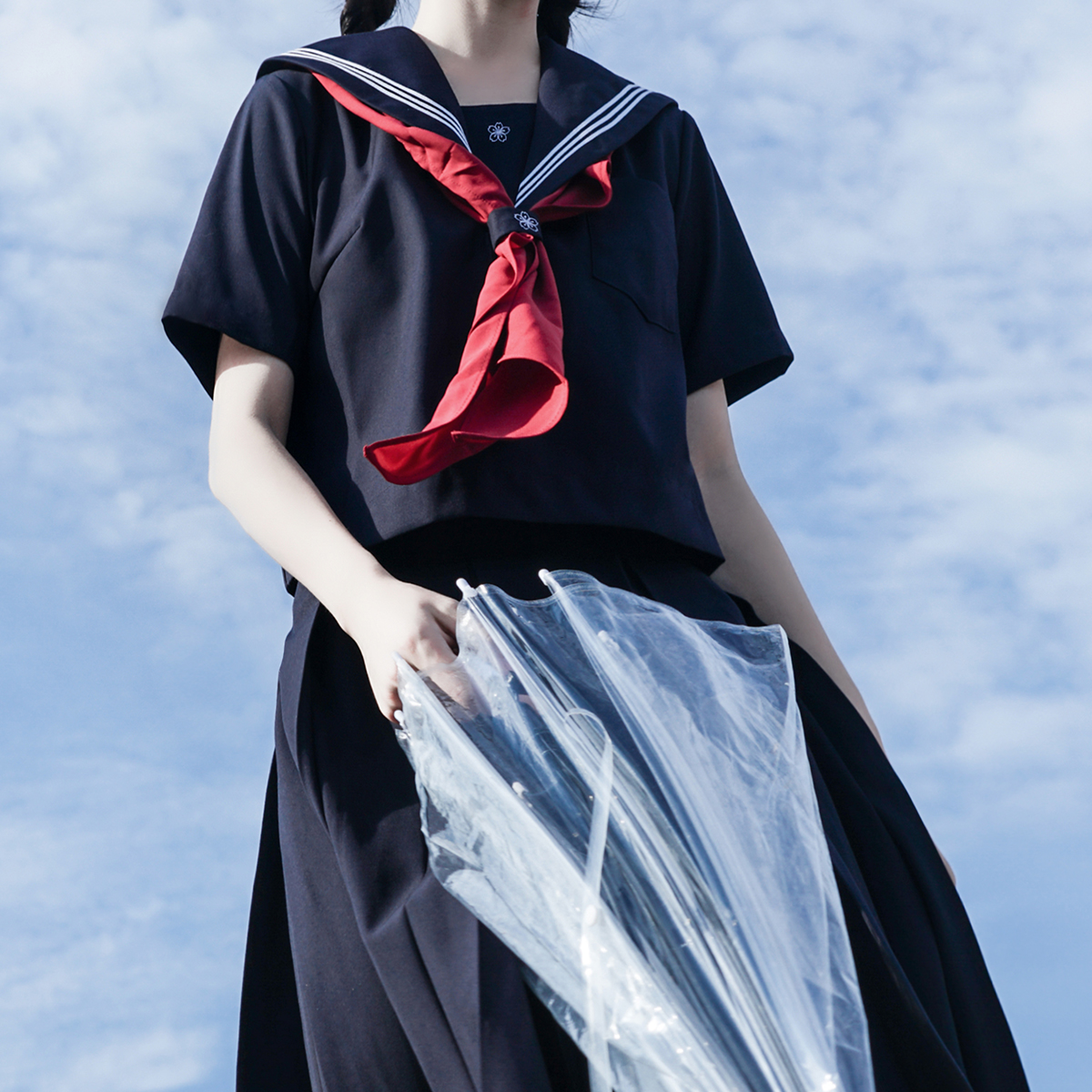 绀身白三本替换胸挡jk水手服