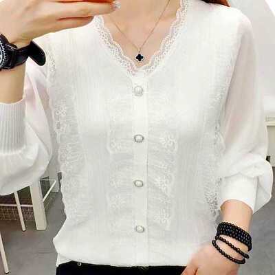 蕾丝花边洋气秋装新V领长袖女装