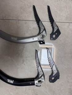 攀索冰镐镐尖配重，重量49.5克左右，4块，一对冰镐用