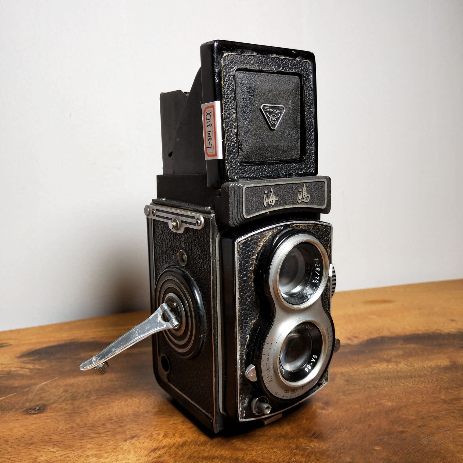 古董相机收藏国产经典海鸥4a白脸手摇卷片120双反胶卷相机快门ok