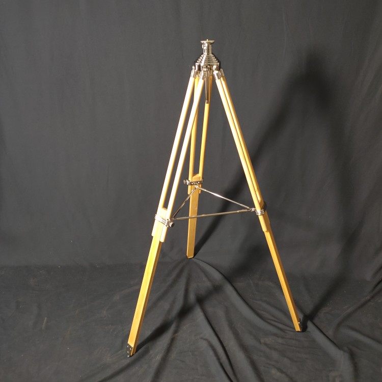 摄影机复古怀旧实木三脚架相机摄像机用老式实木展示脚架支架摆件