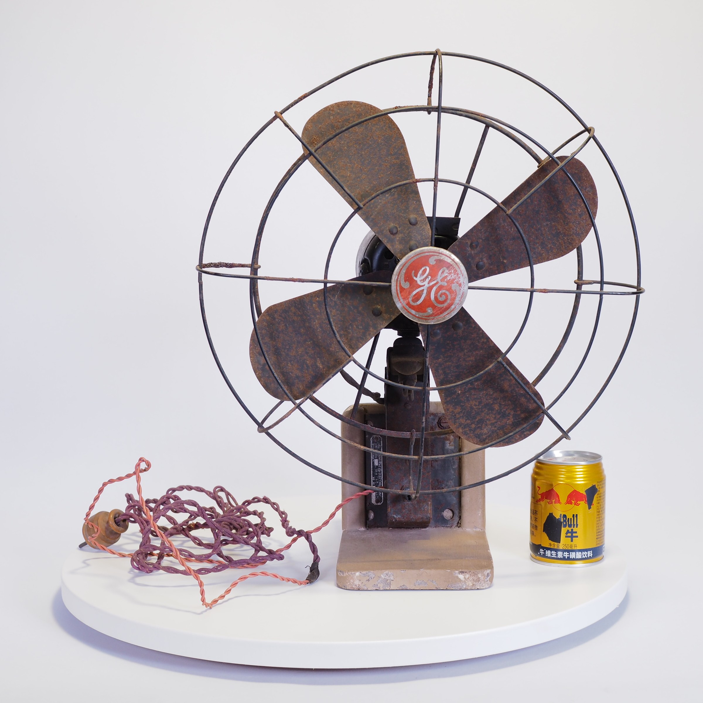 西洋古董老式壁挂电风扇怀旧老物件文旅摆件老上海馆藏摆件道具