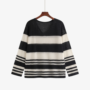女撞色条纹上衣2024秋胖mm宽松针织衫 v领镂空外搭套头衫 女装 大码