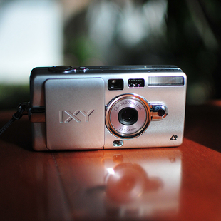 佳能ixy i aps胶卷相机复古色彩