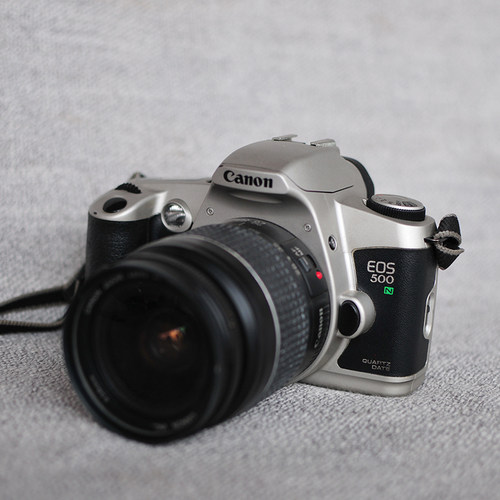 佳能eos500n135胶卷相机复古