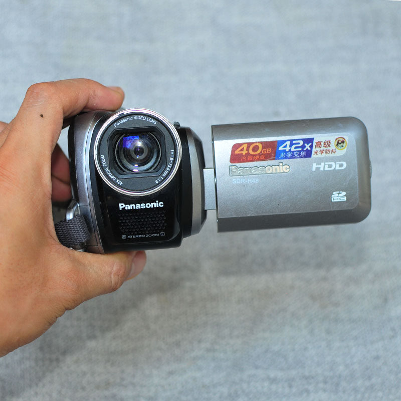 Panasonic/松下 SDR-H48GK复古手持摄像机翻转屏幕dv