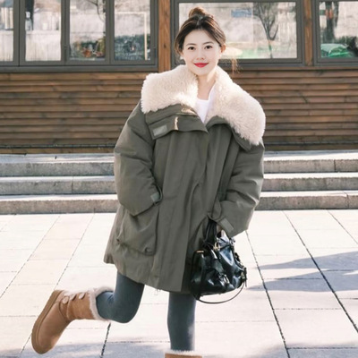 军绿色羊羔毛派克服2025冬新款棉服女中长款加绒加厚棉袄工装外套