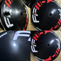 700c черный цветок черный мертвый Dard, износ и окрашивание пластикового всасывания.