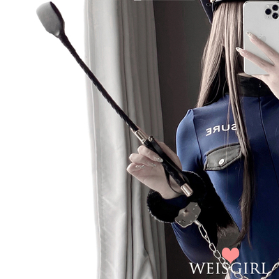 女王道具游戏制服