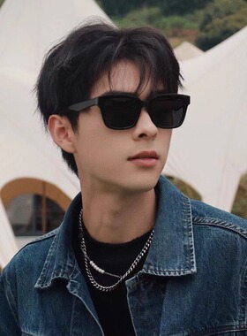 2025新款男士墨镜女高级感复古方框大脸显瘦防紫外线开车太阳眼镜