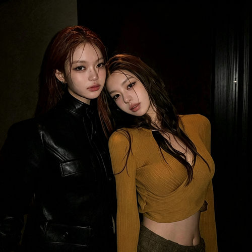 「媚骨」版型调整了很久!!定做金属环女感交叉针织长袖